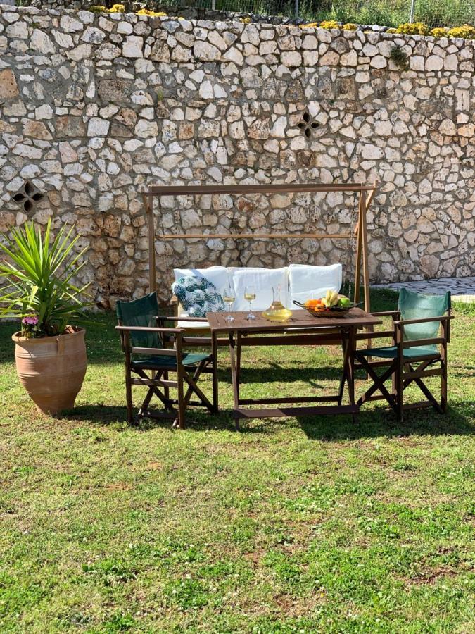 Lofos House Apartment Karavados Bagian luar foto