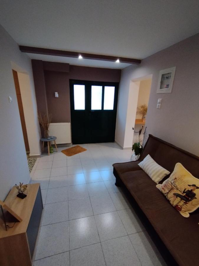 Lofos House Apartment Karavados Bagian luar foto