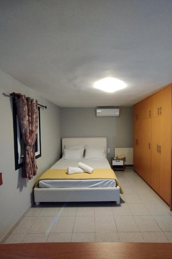 Lofos House Apartment Karavados Bagian luar foto